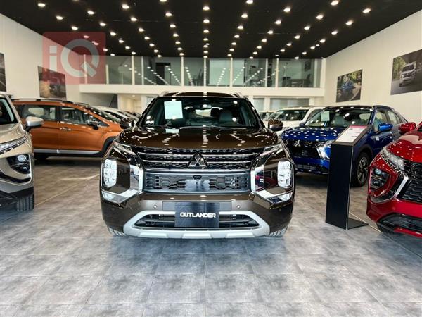 میتسوبیشی ئاوتلاندەر 2023  بۆ فرۆشتن لە عێراق -  بەغداد